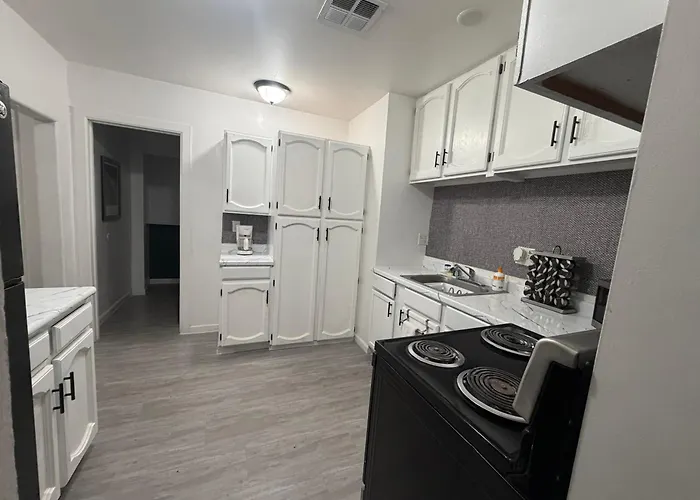 Apartment Cozy Away From Phoenix