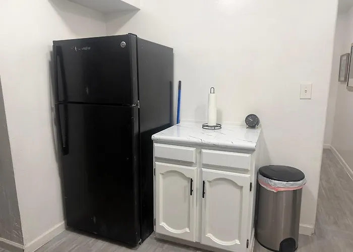 Cozy Away From Apartment