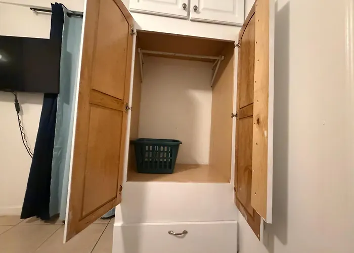 Cozy Away From * Phoenix