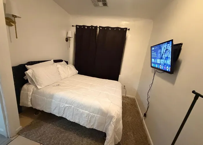 Cozy Away From * Phoenix