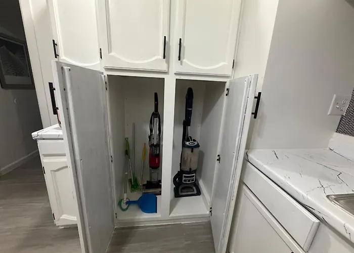 Apartment Cozy Away From