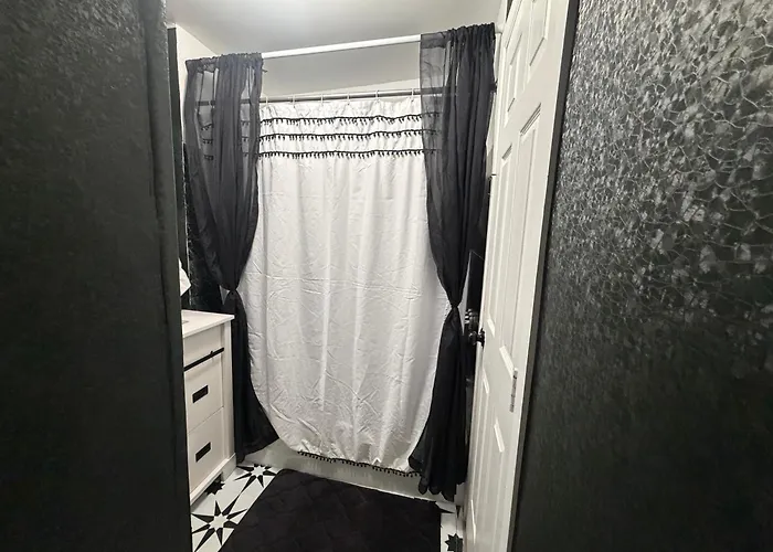 Cozy Away From Apartment Phoenix